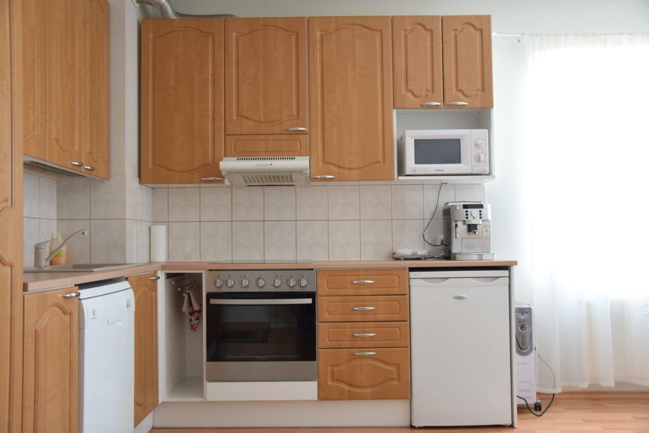 Long Holiday Apartment Kuressaare Eksteriør billede